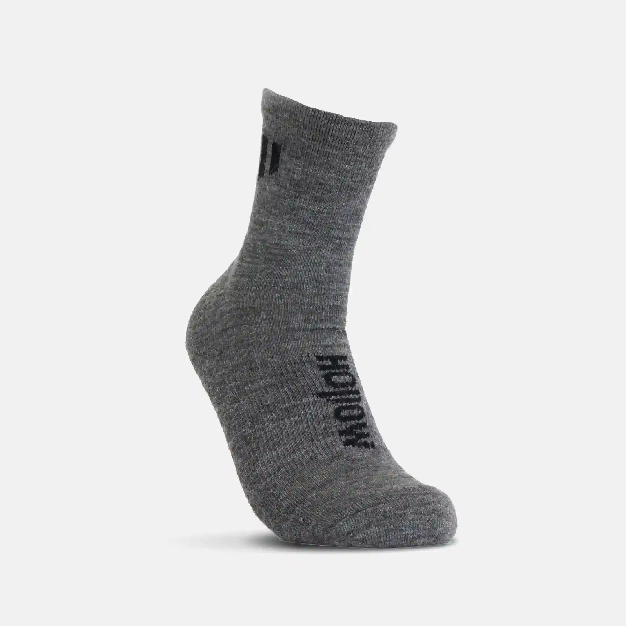 hollowsocksmall.com