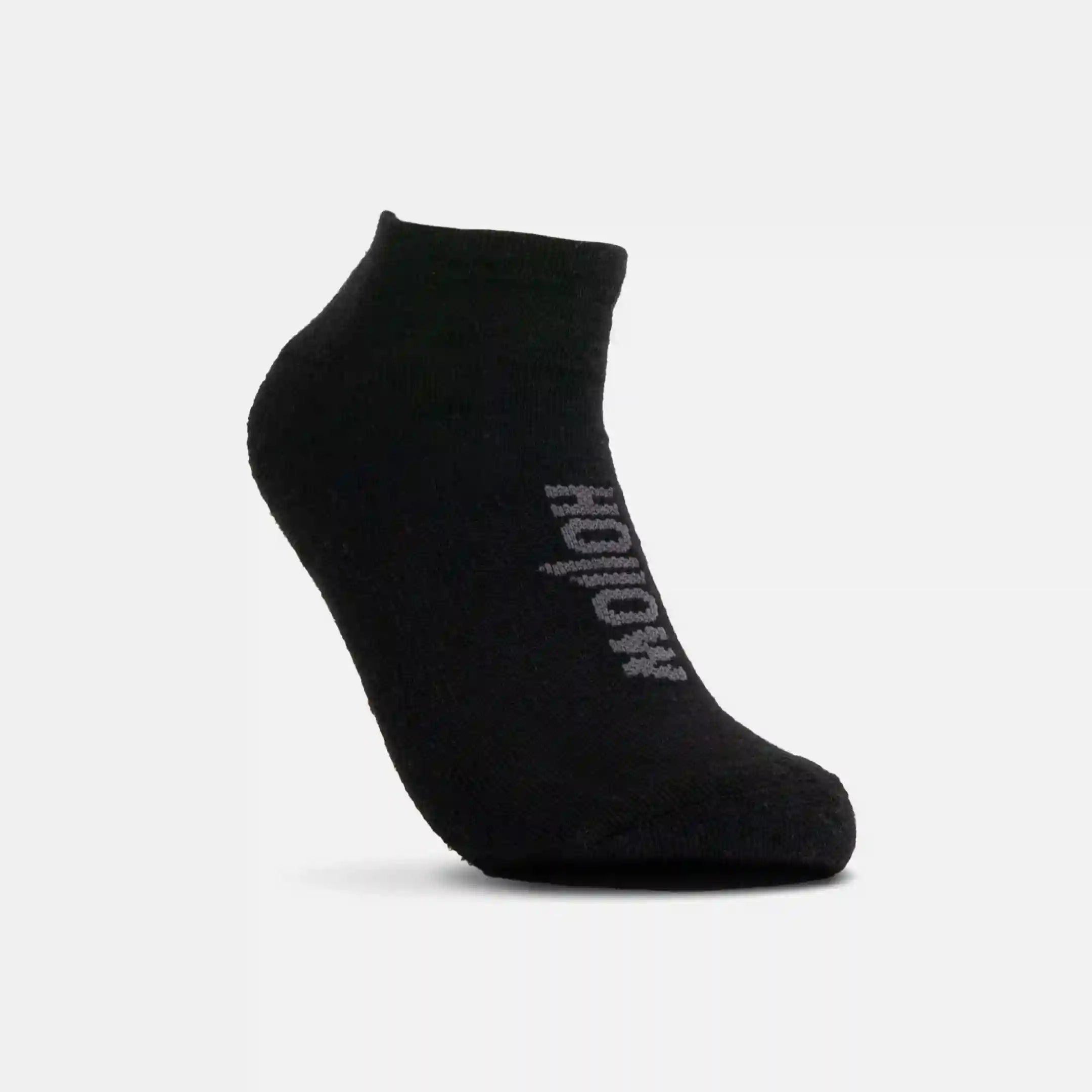 hollowsocksmall.com